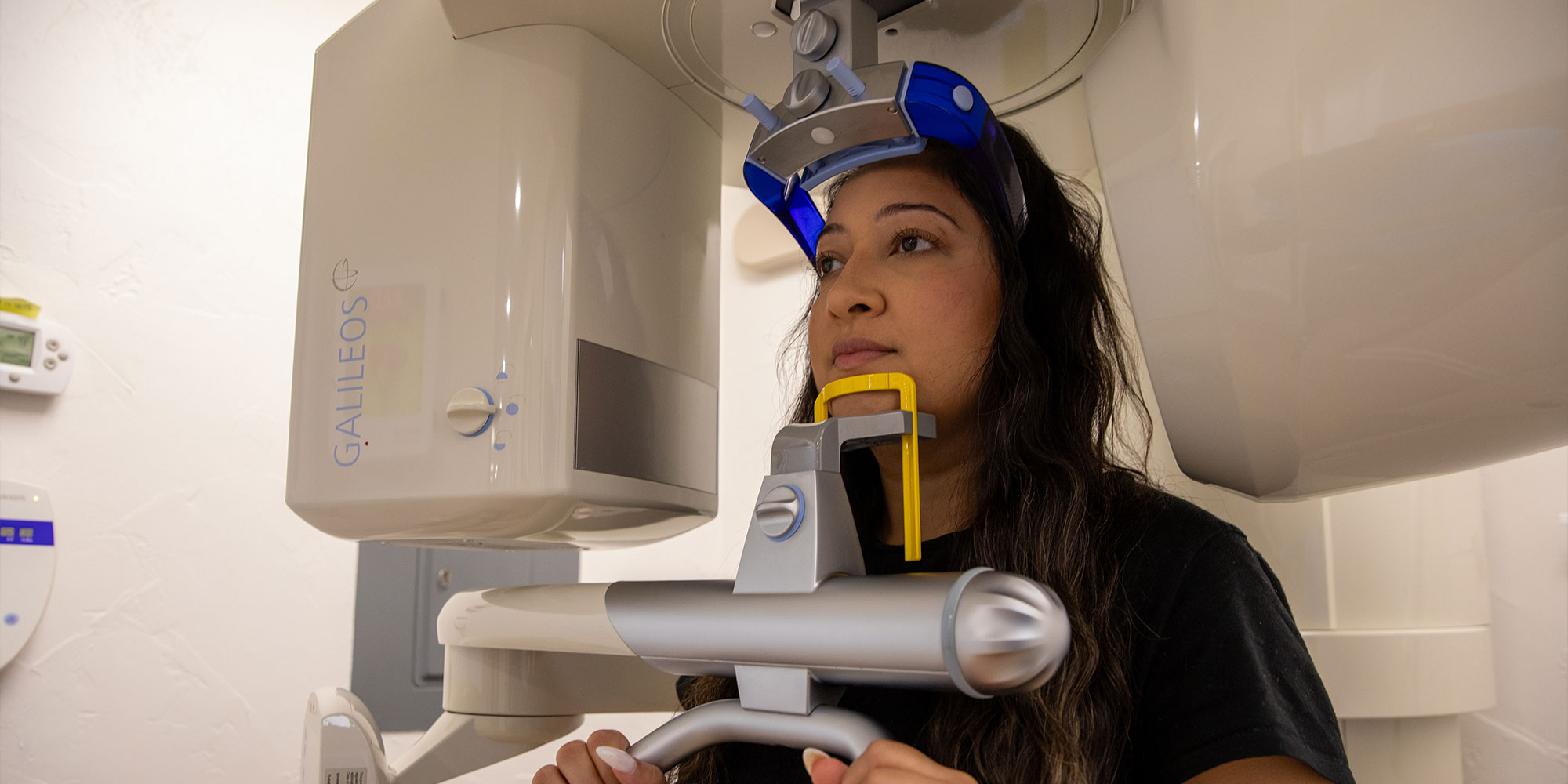 Patient taking a x-ray scan